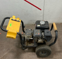 DeWalt DXPW3425 Gas Pressure Washer - 4