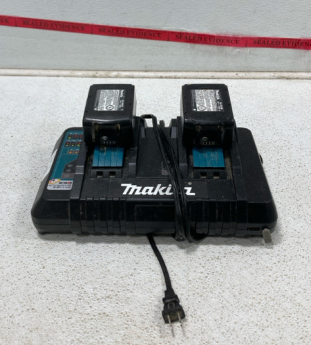 Makita DC18RD 18-Volt Li-ion Dual Port Rapid Charger With Two Makita Batteries