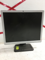 Gateway 19â€ and HP Compaq 19â€ Monitors - 3