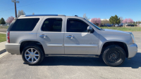 2007 GMC YUKON DENALI - 4X4! - 7