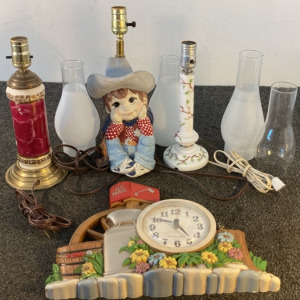 Vintage Lamps And More! BB72