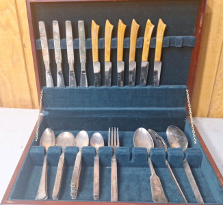 Vintage 1950's Twilight Oneida Community Silverplated Silverware w/ Box