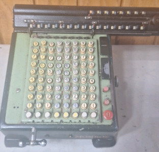 Vintage Monroe High Speed Calculator