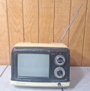 Vintage Truetone TV Reciever