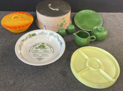 Vintage Green Dishes! BB72