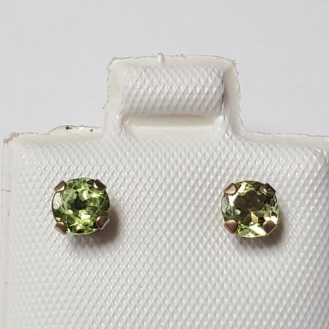 $200 10K Peridot(0.45ct) Earrings