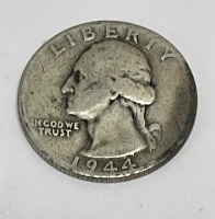 (2) Silver Washington Quarters Dated 1944 - 2