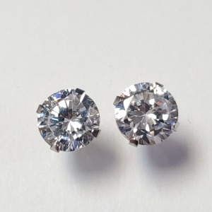 $500 10K CZ Earrings