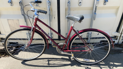 26â€ Free Spirit Brittany Bicycle (Maroon)