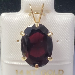 $600 14K Garnet(6.11ct) Pendant