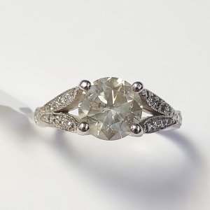 $13730 14K Diamond (1.75Ct,I1,Very Light Green) Diamond(0.3ct) Ring