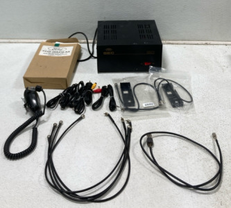 (1) Samlex Power Supply (1) Ford Trailer Tow Electrical Kit (1) AARMN4025B Motorola Mobile Radio