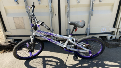 20â€ Riptide Avigo Bicycle (White/Purple)