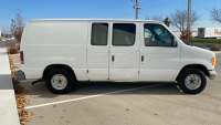 2002 Ford Econoline 150 - Spacious! - 6