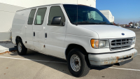 2002 Ford Econoline 150 - Spacious! - 7