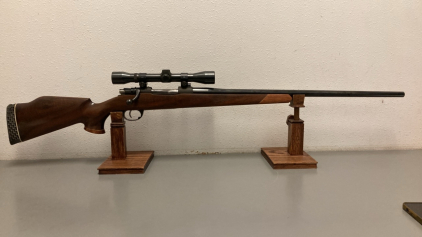 Winchester.300 Magnum Mauser Action Douglas Supreme Barrel -9694m3