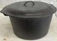 TD020 Cast Iron Dutch Oven Bundt Pan