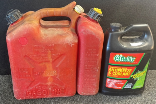 Oreilly Conventional Green Antifreeze & Coolant Full Strength (Unopened!) & Chainsaw Fuel Container 2.5 Gal/ 4 Quarts