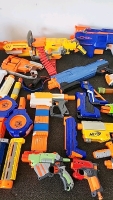 Nerf Arsenal, 23 Pieces, Darts + Accessories! - 7