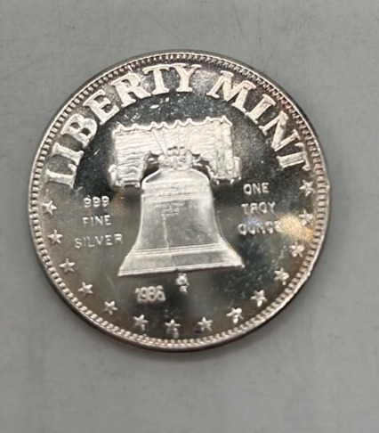 1 Troy Oz Liberty Silver Coin, .999 Fine Silver