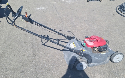 Honda HRX 217 Lawn Mower