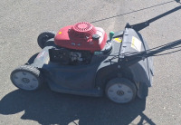 Honda HRX 217 Lawn Mower - 3