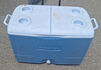 Medium Light Blue Rubbermaid Cooler