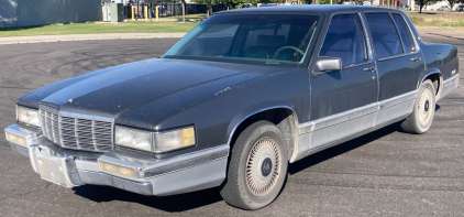 1992 CADILLAC DEVILLE - LEATHER SEATS!
