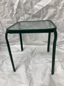 Vintage Patio Table (fn1)