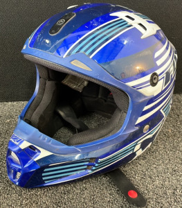 Fox Dirt Bike Helmet (Size YM)