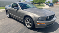 2005 FORD MUSTANG GT DELUXE - LEATHER INTERIOR! - 8