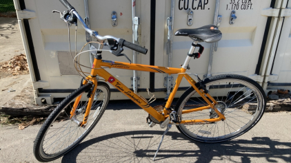 28&rdquo; Conino Lamborghini Leggenda Bicycle (Yellow)