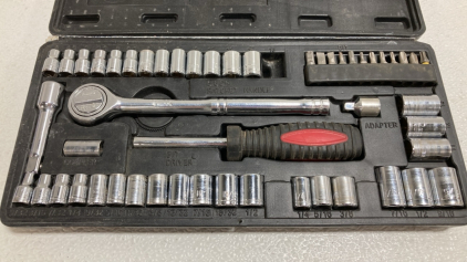 Ratchet/Socket Set