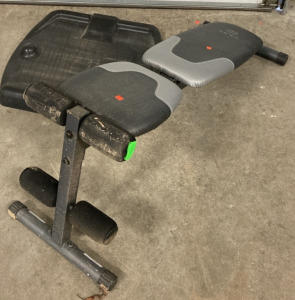 Gold&rsquo;s Gym Workout Bench
