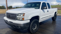 2007 CHEVROLET SILVERADO - 4X4 - 125K MILES!