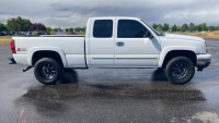 2007 CHEVROLET SILVERADO - 4X4 - 125K MILES! - 7