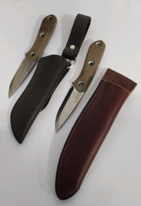 (2) Gerber Fixed Blade Knives With Leather Sheaths, 3.5" Blade Length