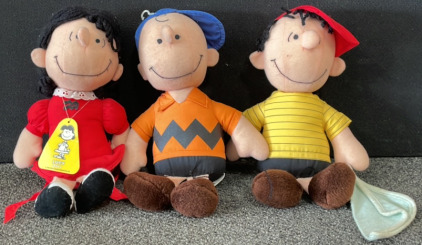 (3) Vintage Charlie Brown Stuffed Dolls