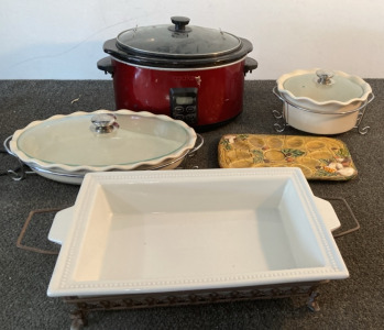 Cooks Pot, (4) Vintage Serving Dishes