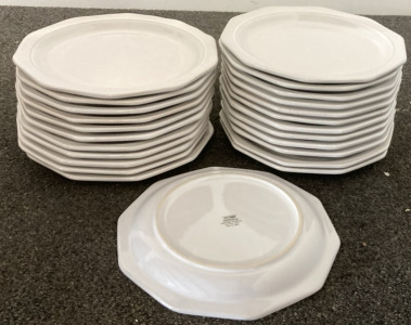 (24) Home Trends TM White Plates Dishwasher, Microwave, & Oven Safe