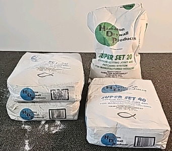 (3) Bags Of Hamilton Drywall Products Super Set 40,(1) Bag Of Hamilton Drywall Products Super Set 20