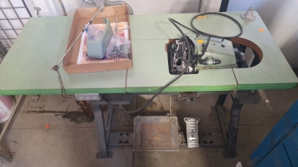 Table Sewing Machine....BB51