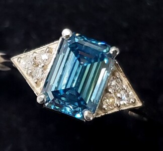 $6100 14K Lab Blue & Natural Diamond 1.6+0.06Ct Ring