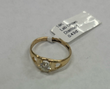 $1705 10K Lab Diamond (0.43Ct, Vs1,F) Ring