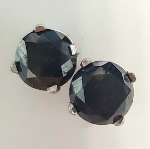 $1800 14K Black Diamond(1.6ct) Earrings