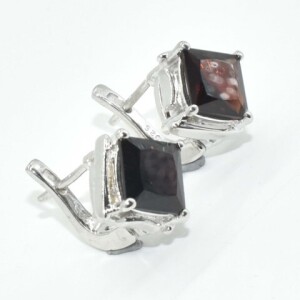 Silver Garnet(1.8ct) Rhodium Plated Earrings (~Size 0) (~length 0inches) (~weight 1.85g)
