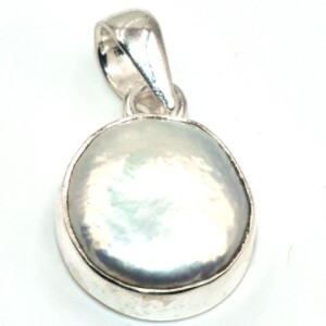 Silver (4.35gms) Pearl (8.1Cts) Pendant