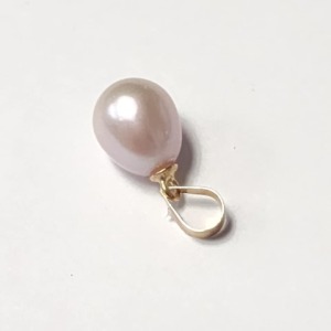 $200 14K Fresh Water Pearl Pendant