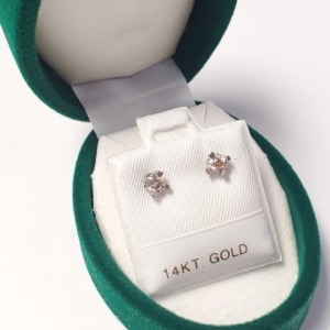 $1000 14K Diamond(0.22ct) Earrings