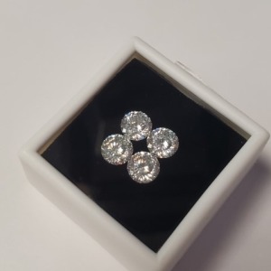 $400 Moissanite(4ct)
